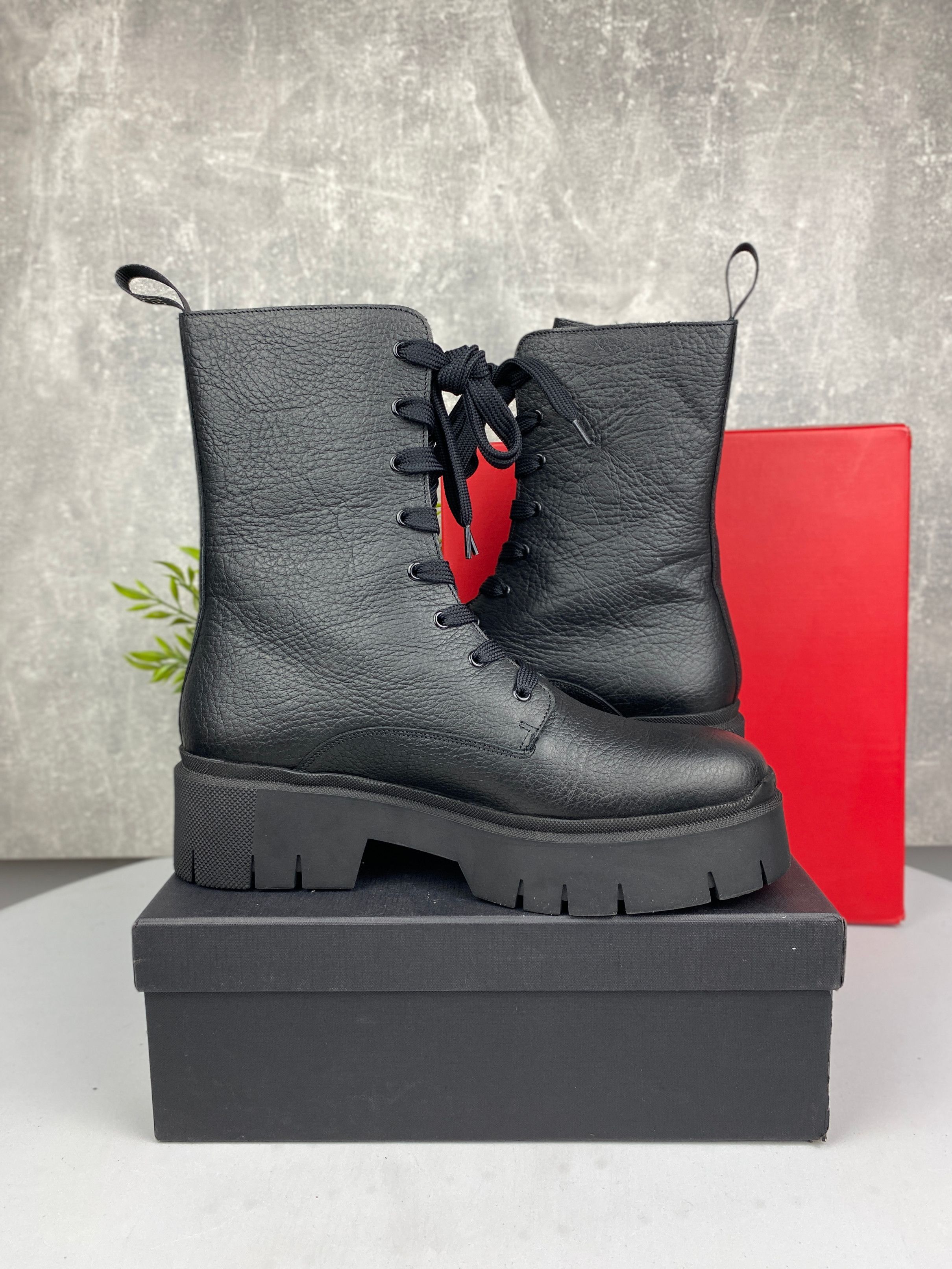 Jak nowe / buty botki trapery / Hugo / Kris / r. 41
