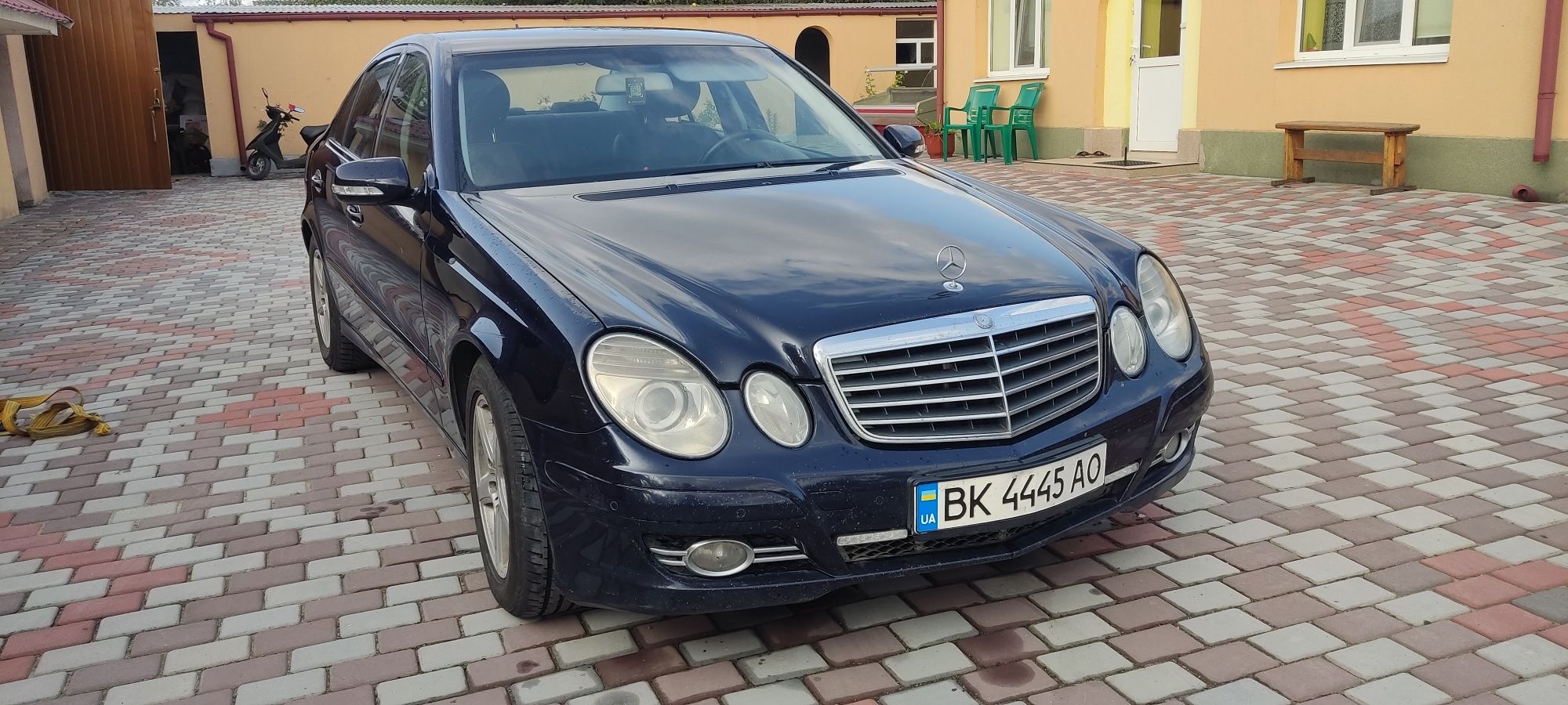 Mercedes Benz E 220 CDI