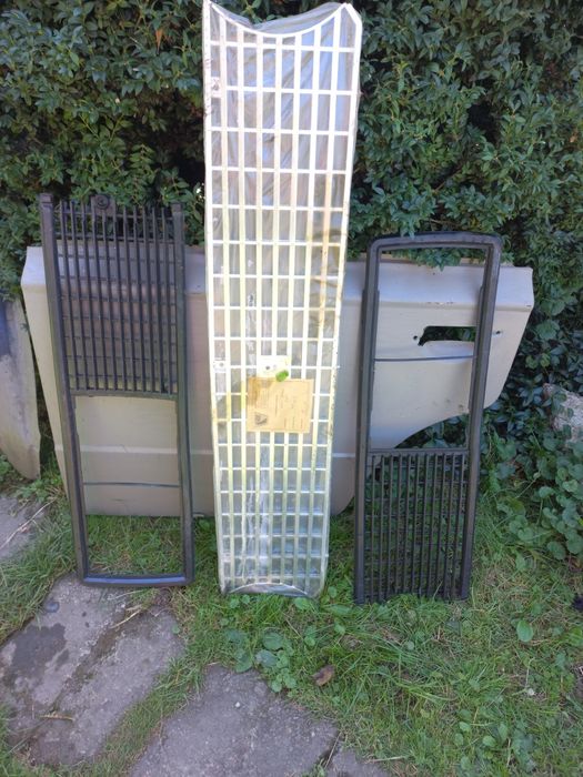 РЕШІТКА РАДІАТОРА ВАЗ 2101 ,2106 .2107