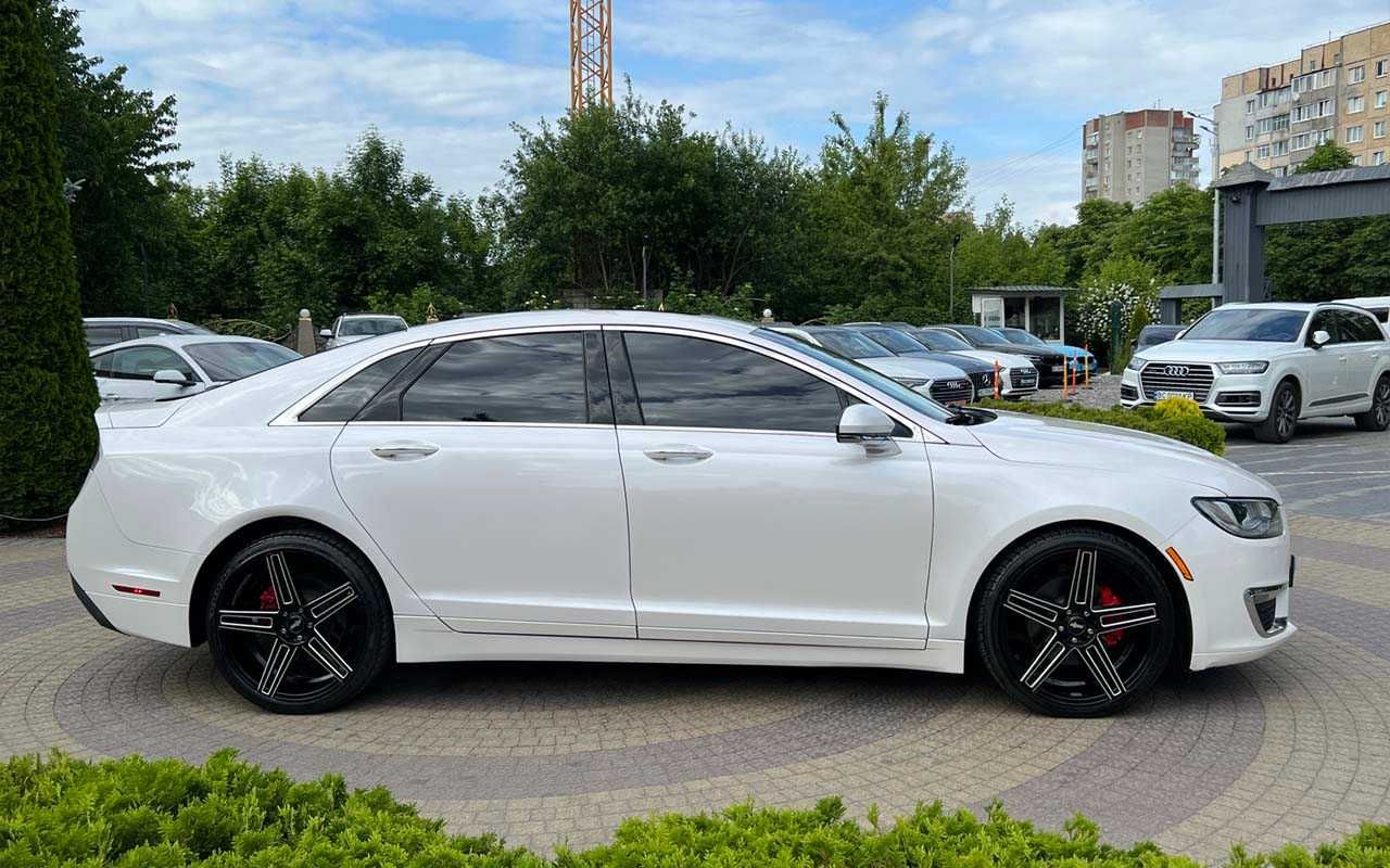 Lincoln MKZ 2016