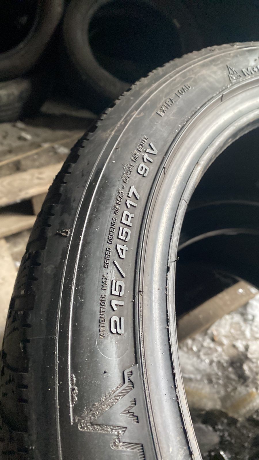 215.45.17 Dunlop 2шт зима шини резина з Европи БВ склад Харків БУ 45
