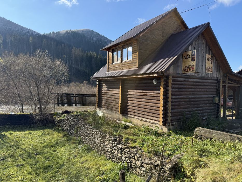 Продається два будиночка під туризм або бізнес у горах с. Сойми