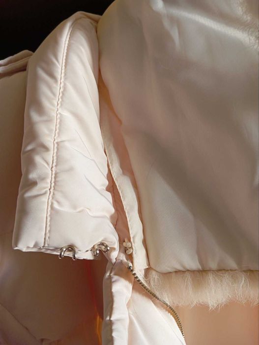 Кутка жіноча розмір 44 (S). Продам
Love Republic.