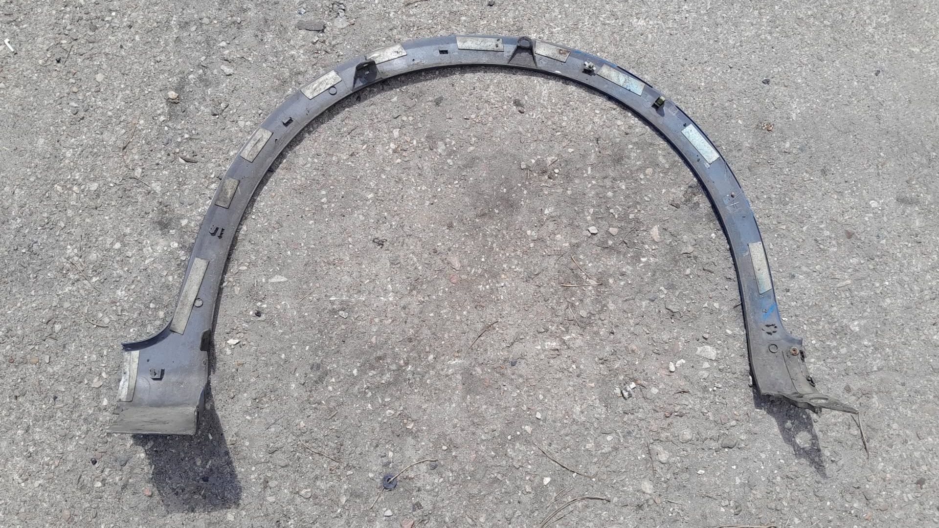 Honda Civic 8 VIII 06-11 Ufo Sierp Listwa Łukowa Przedni Przod Błotnik