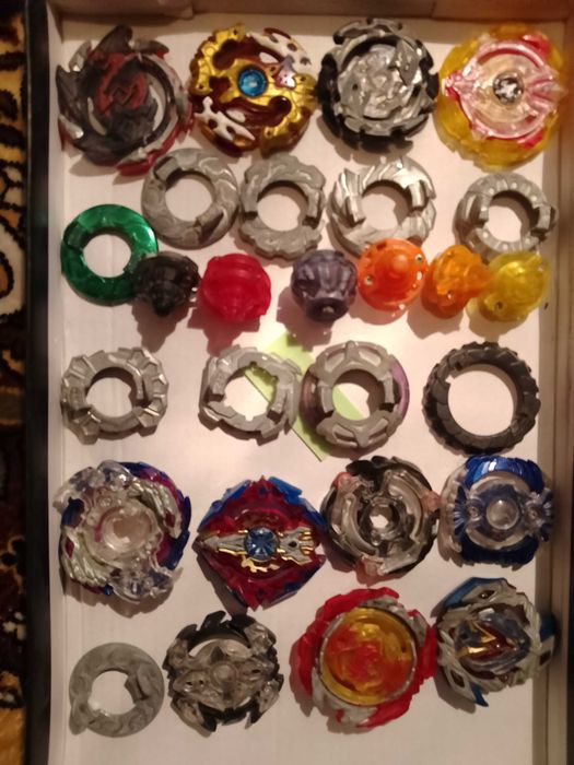 Продам Бейблейд (500 грн за все)