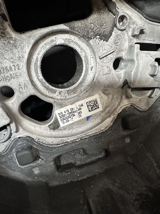 Кермо Skoda Octavia A7 3V0419091AR з кнопками, шкіряне, відмінний стан