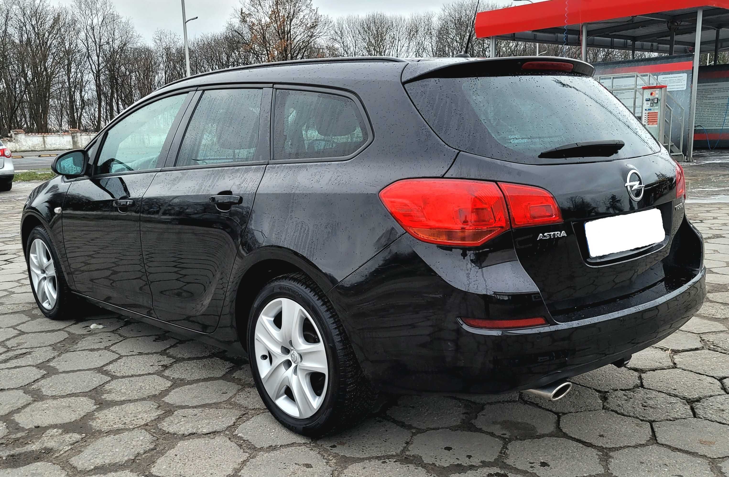 Sprzedam Opel Astra 1.4B  TURBO 140KM z Niemiec