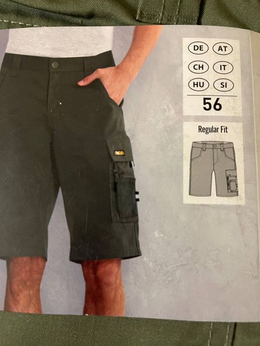 Шорти нові.  Синього, зеленого та білого кольору