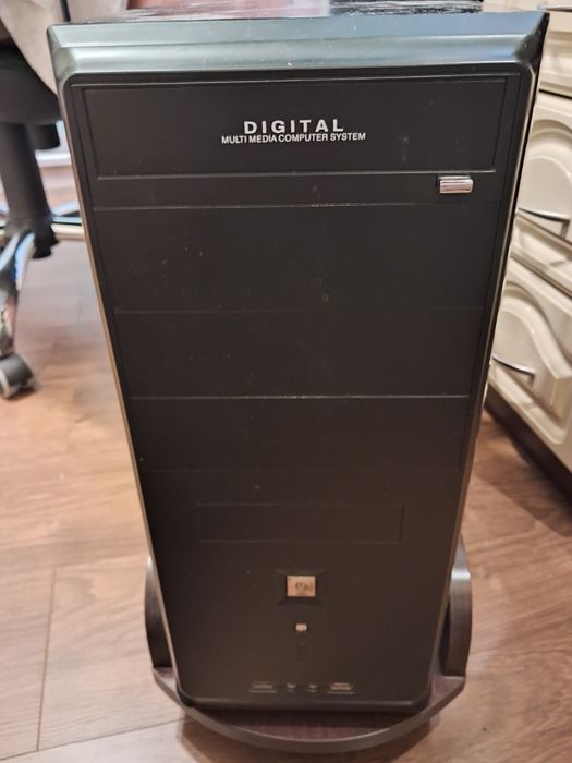 Продам компьютер. Процесор + монитор.