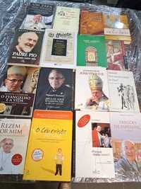 Lote de livros sobre religião