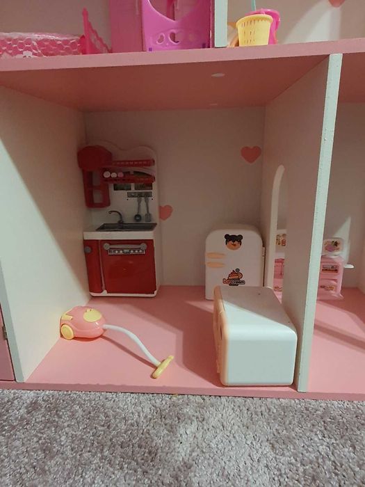 Великий ляльковий будинок з меблями. Чудовий подарунок для дитини!