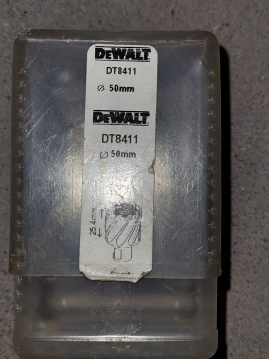 Frez do wiertarek ze stopą magnetyczną 50mm DEWALT DT8411