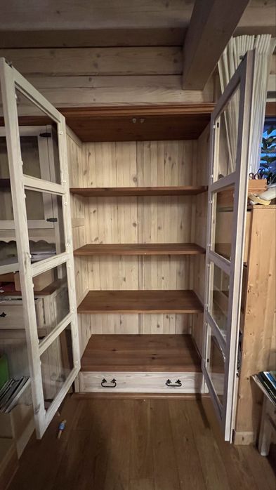 Kredens witryna regał drewniane lite drewno