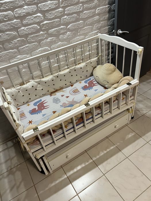 Продам дитяче ліжко+матрас