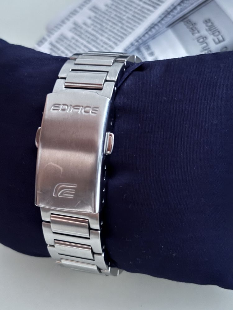 Zegarek Casio EDIFICE Chronograph EFB-730D-1AVUEF