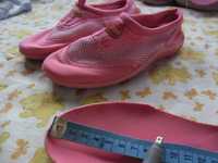 buty do wody 31 lub 32 , długość wkładki 19,5 cm dla dziewczynki