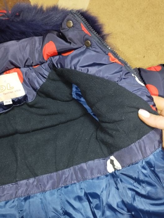 Продам куртка замова нова