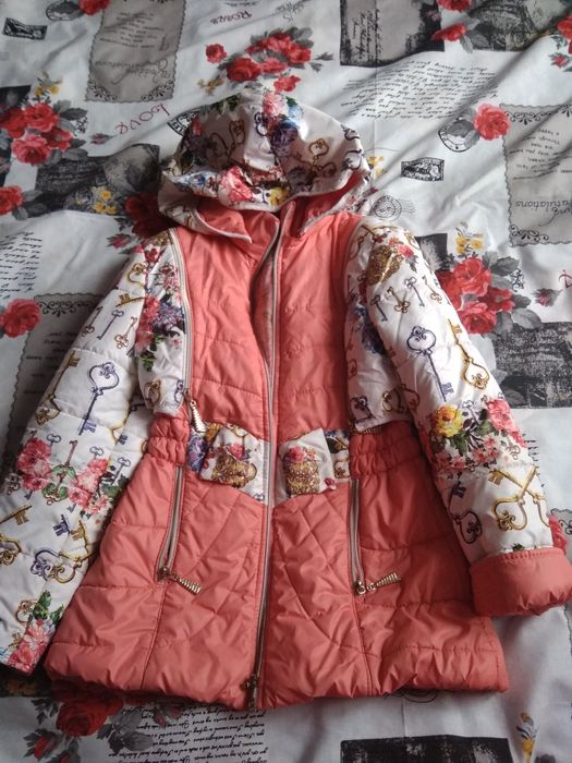 Курточка, куртка-безрукавка весна-осінь