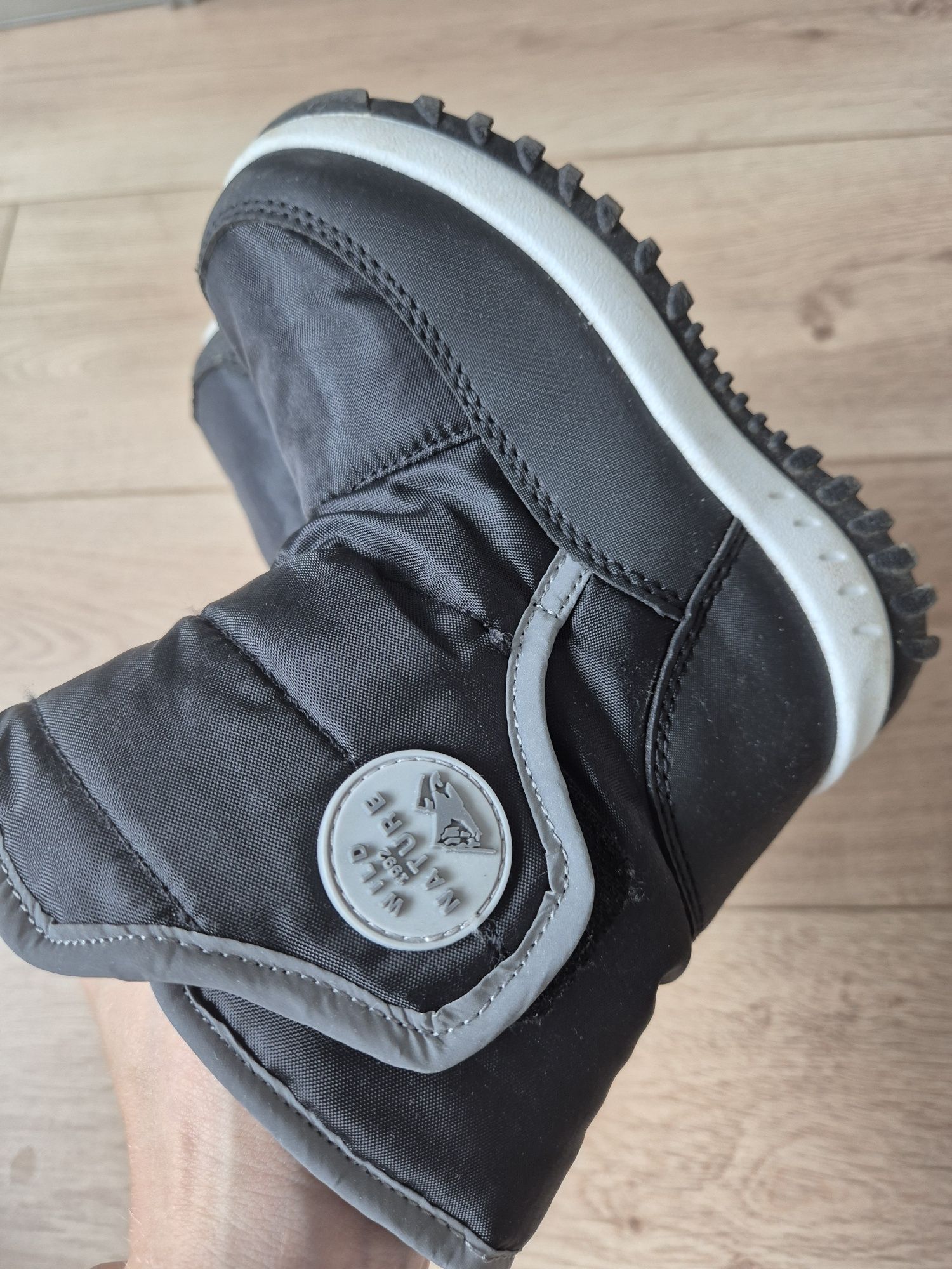 Czarne śniegowce buty zimowe Sinsay 26 używane