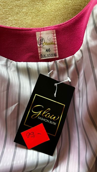 Elegancka Marynarka w kolorze fuksji