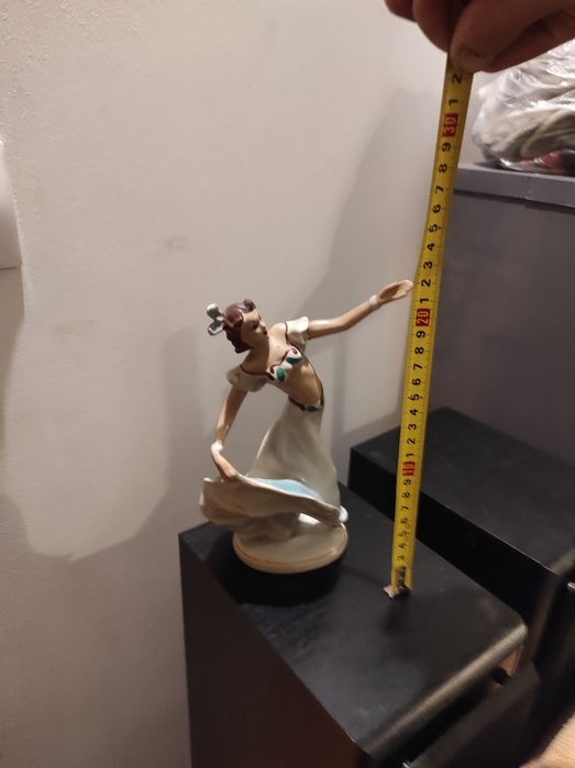 Figurka tancerka Steatyt
