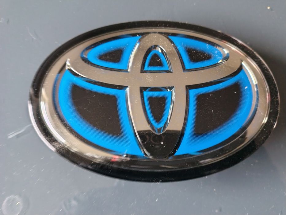 Emblemat Corolla e21