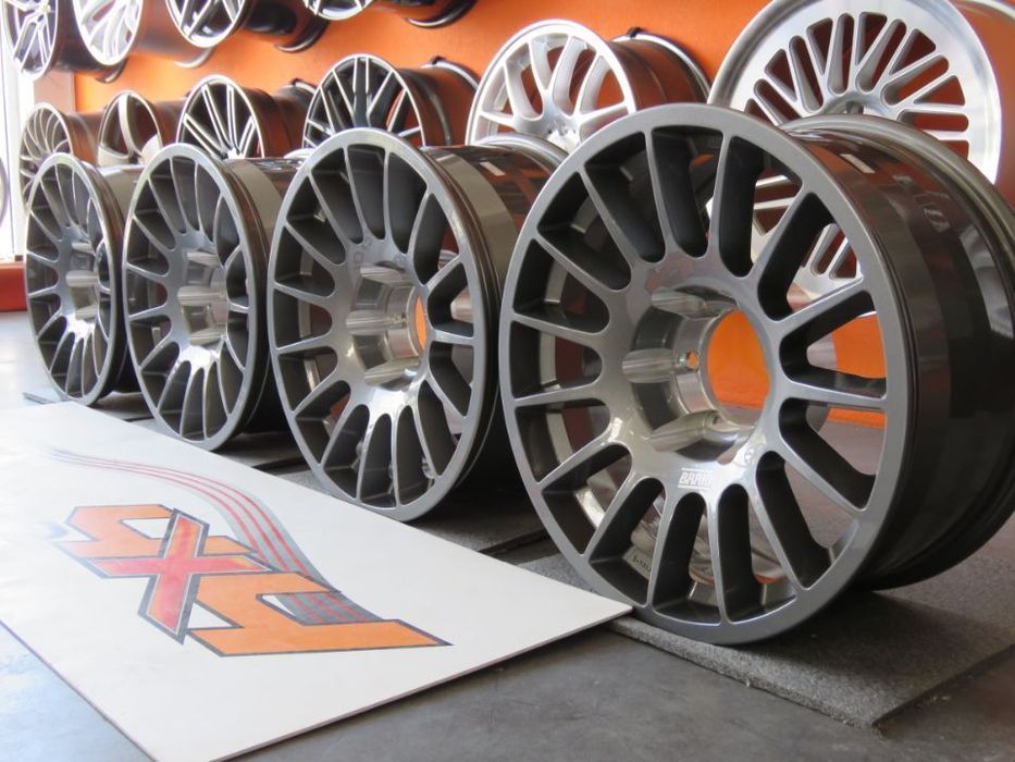 Jantes Braid Winrace S 17 x 8 et -5 6x139.7 CB110 Antracite