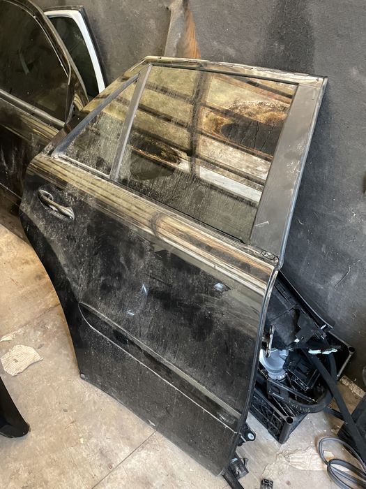 Двері перед зад Мерседес S W221 Ml W164 Mercedes Авторозбірка м.Галич