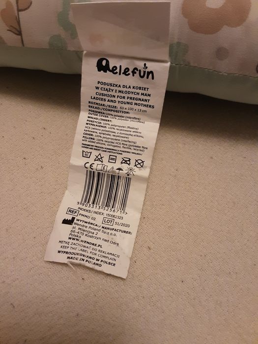 Poduszka ciążowa do karmienia