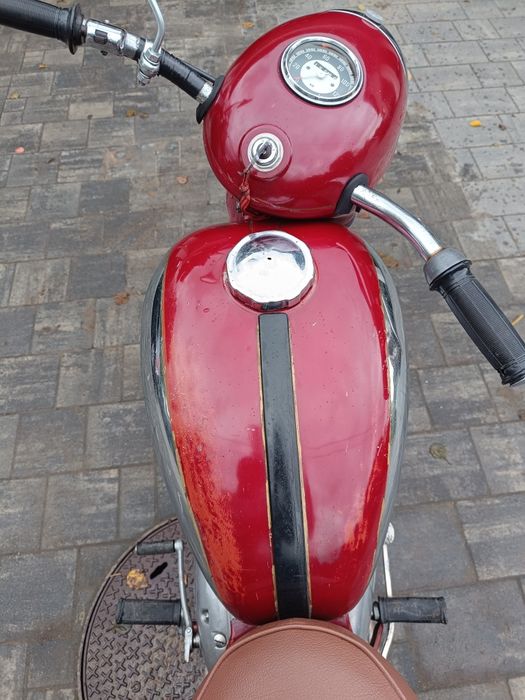 Jawa 250 model 353