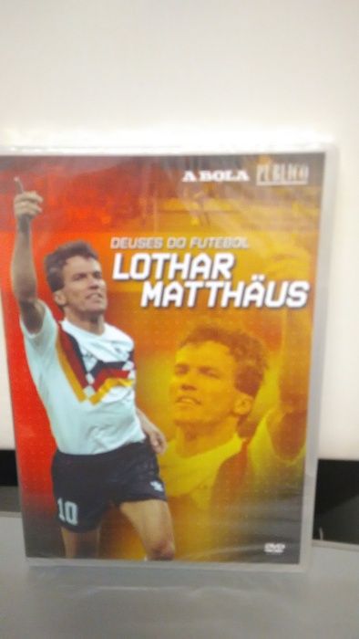 DVDs sobre as Estrelas do Futebol Internacional - Documentário Deuses