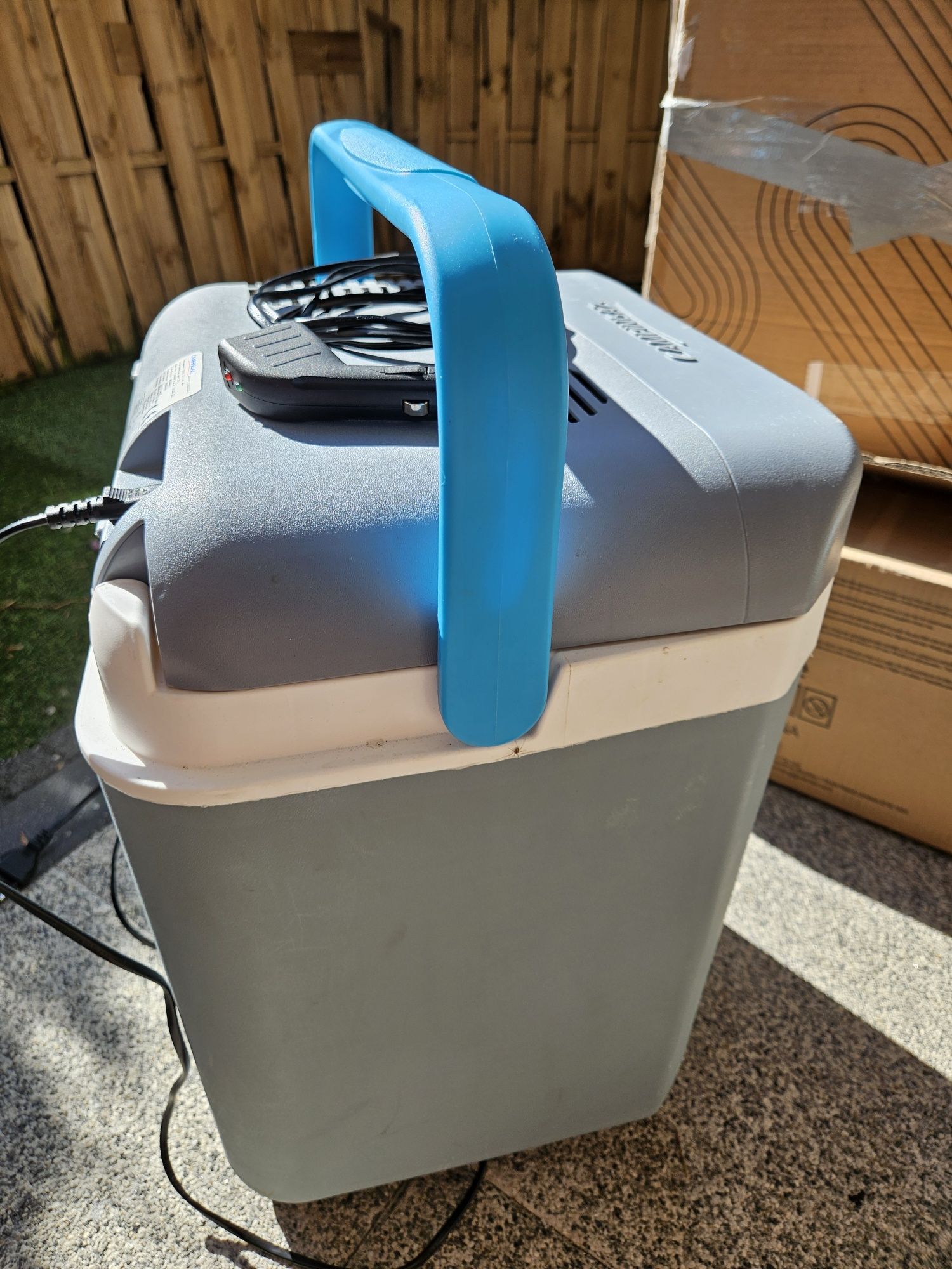 Lodówka turystyczna Campingaz Powerbox Plus 28 l 12/230 V