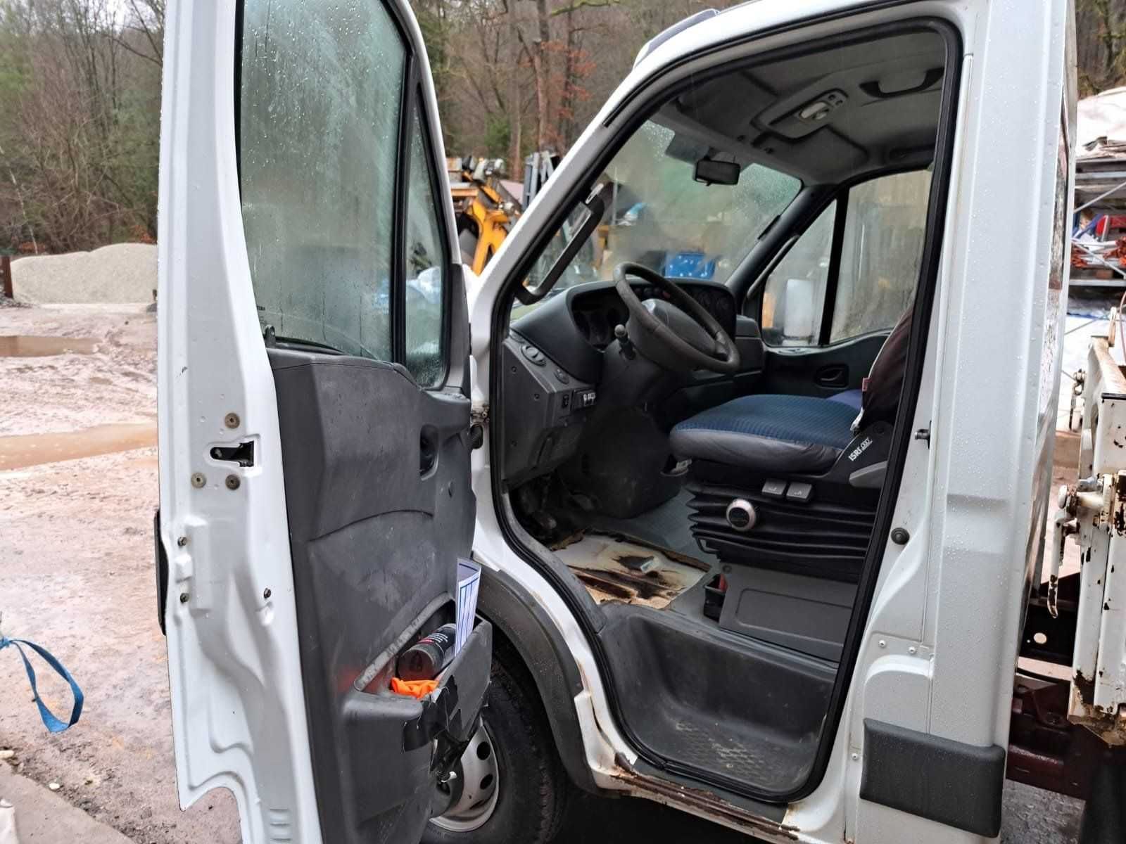 caminhão IVECO DAILY 65C15K