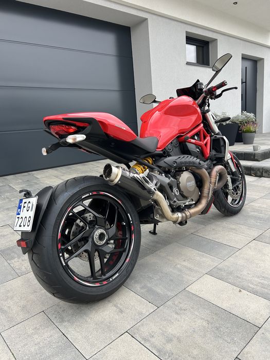 Ducati Monster 1200 stan salonowy mały przebieg