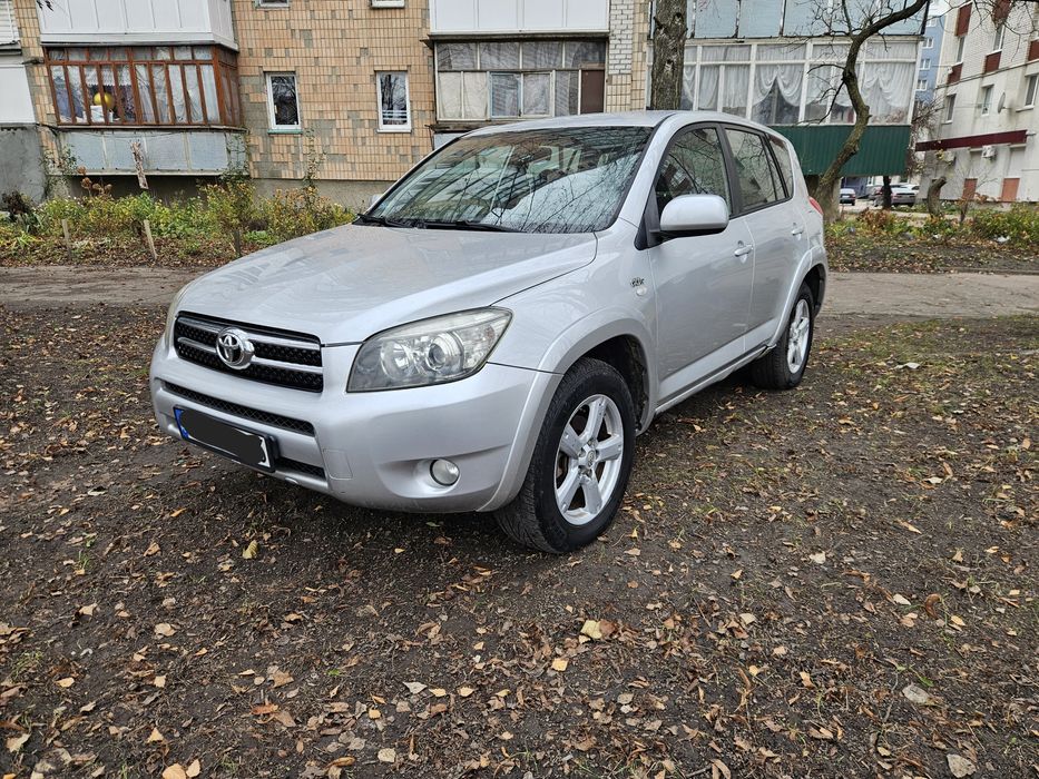 Toyota RAV4 2006 рік 2.2 дизель 4×4 для військових