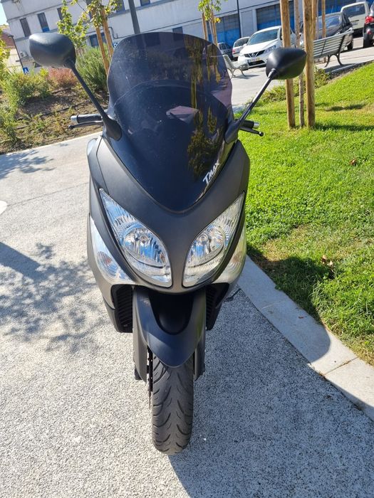 Yamaha TMax 500.