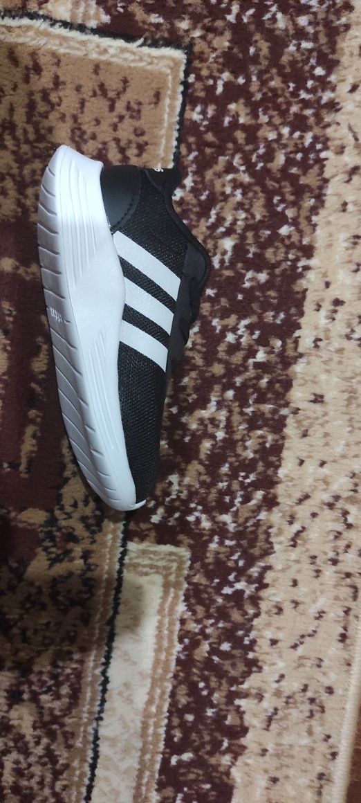 Кросівки adidas lite