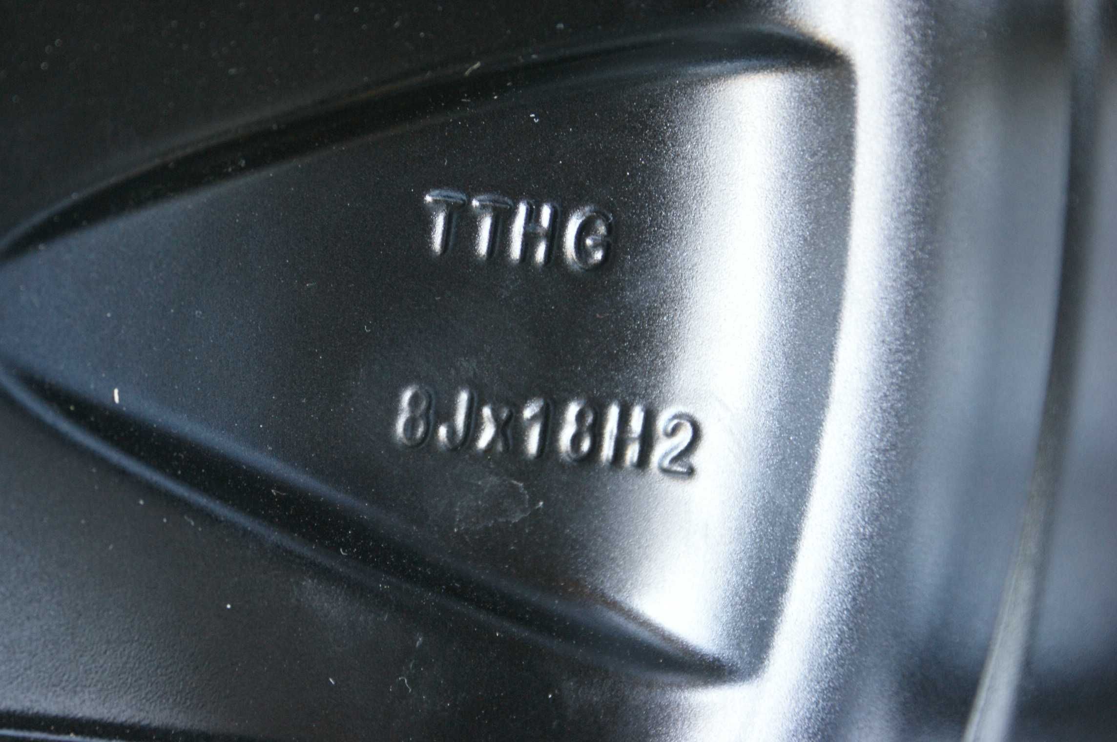VW Transporter Caravelle Multivan T5 T6 Felga Aluminiowa 18 8J 5x120