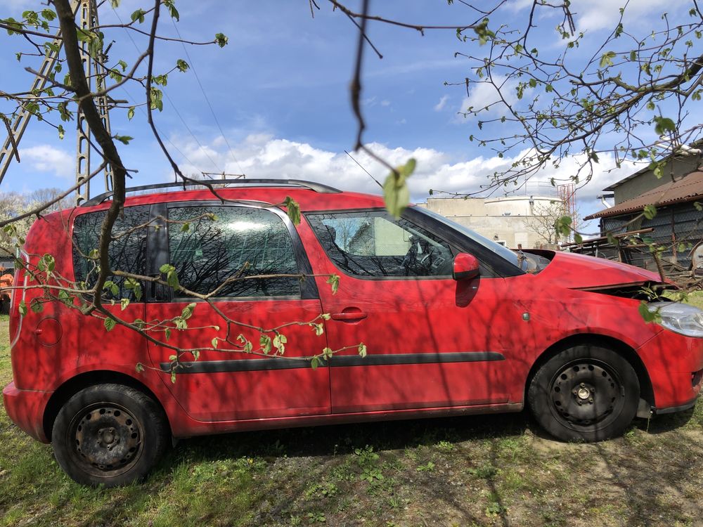 Skoda Roomster 1.6 uszkodzona