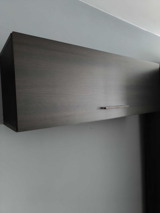 Sprzedam szafkę wisząca Black Red White Wenge