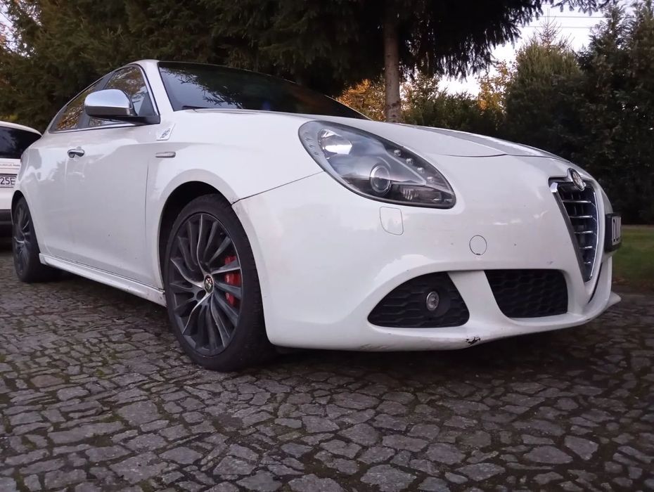 Alfa Romeo Giulietta Alfa Romeo Giulietta QV najbogatsza opcja