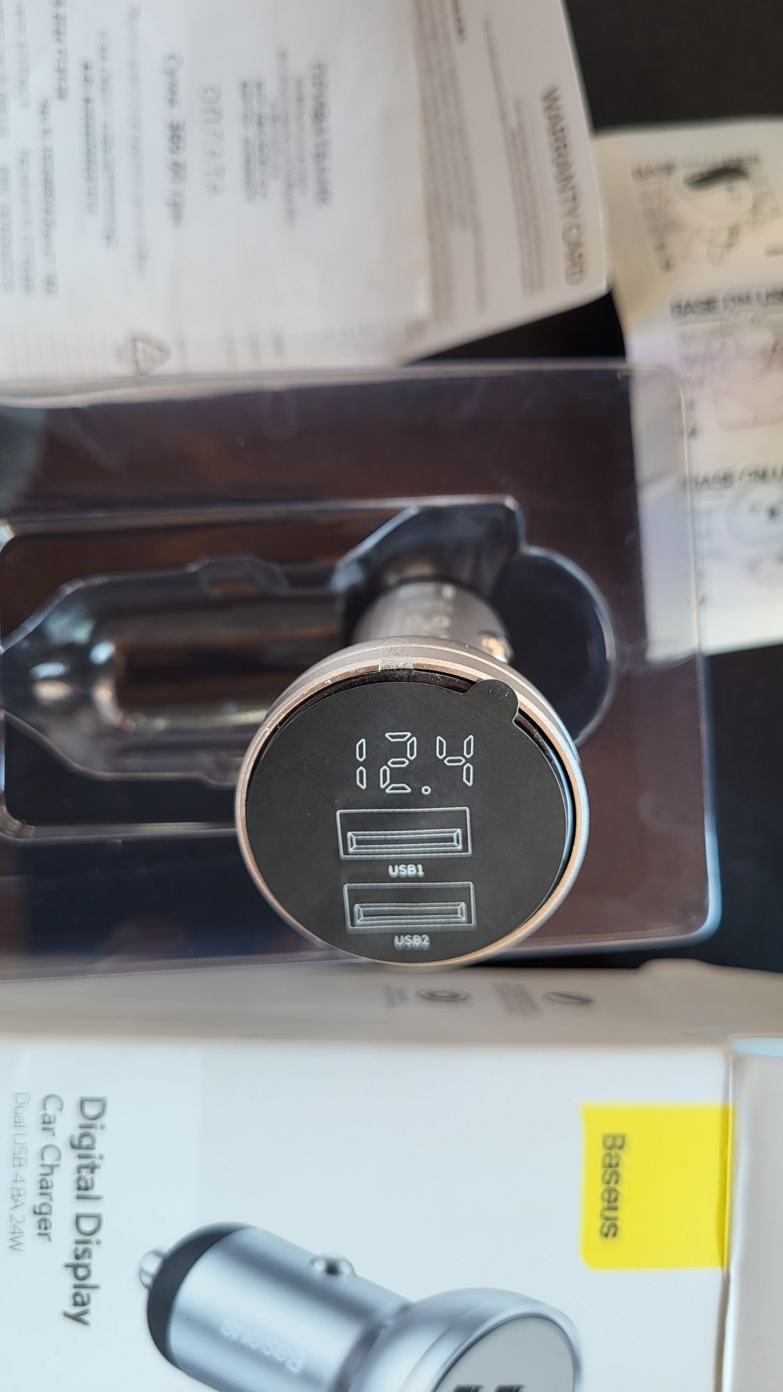 Baseus Digital Car charger (зарядка в авто)