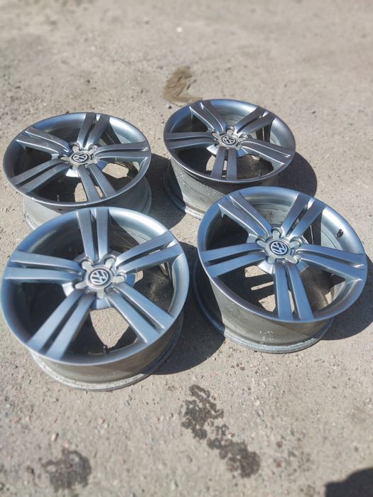 Диски  5/112 R18 et51