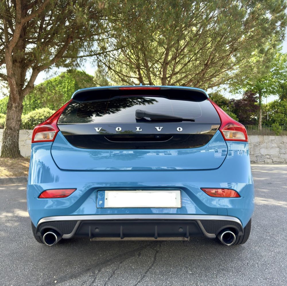 Volvo V40 R-Design