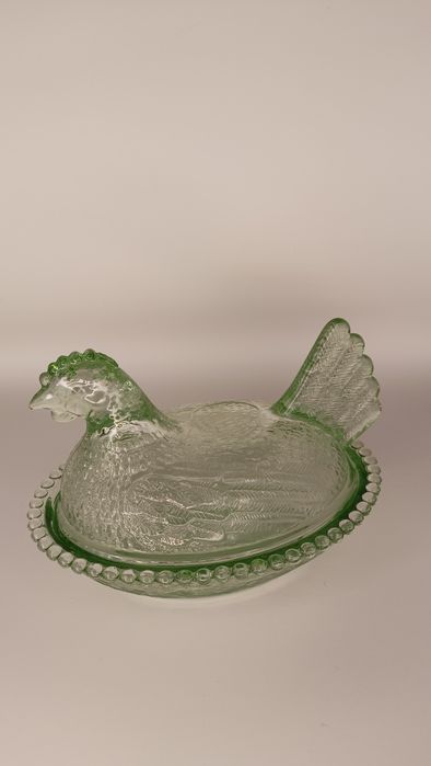 Piękna szklana kura