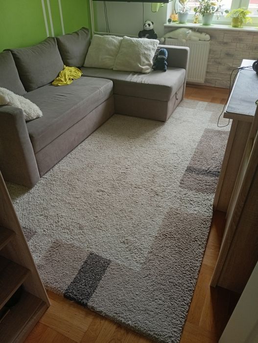 Dywany rozne 3x o wym 2x2,9 m