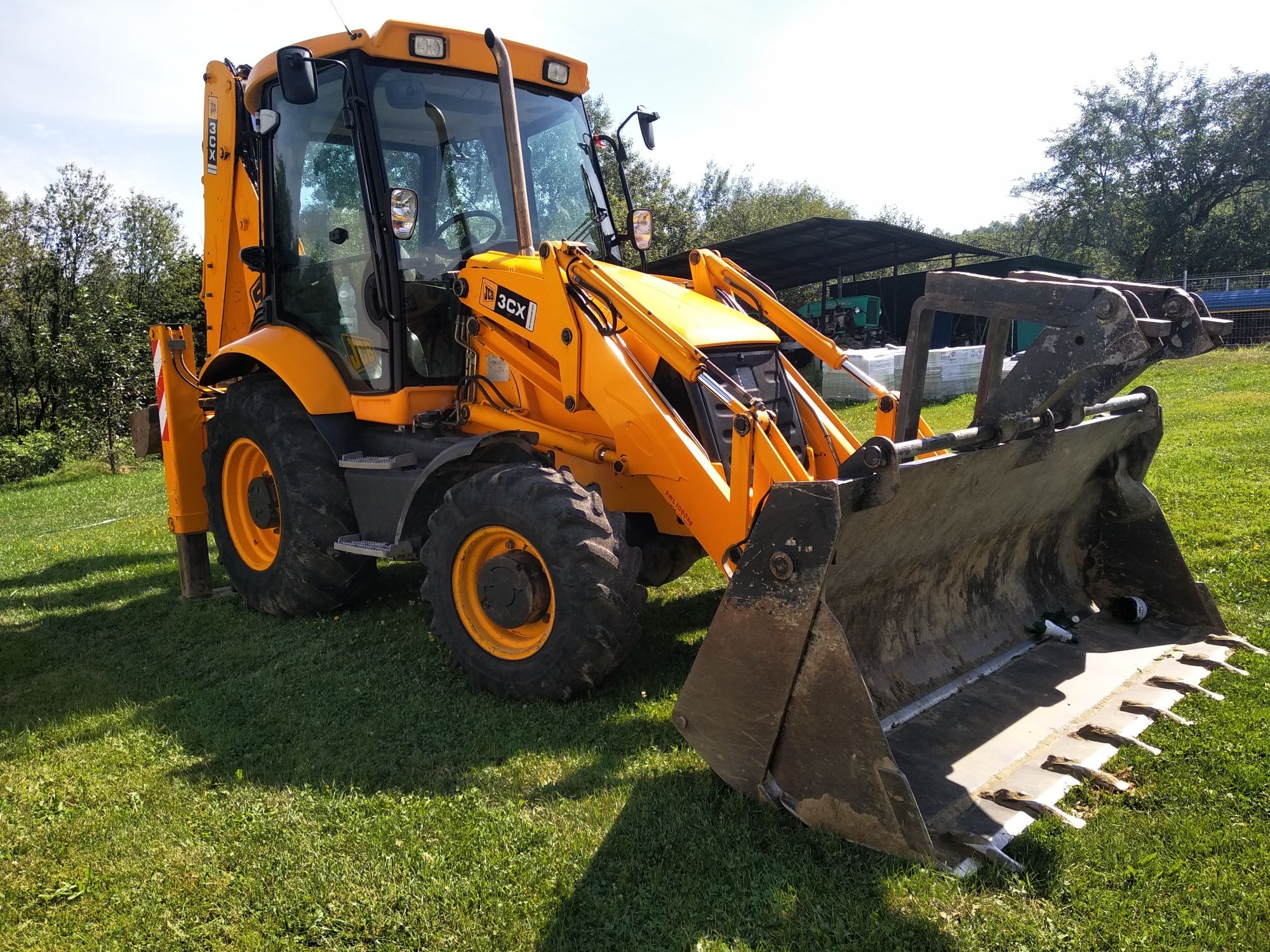 Usługi koparko ładowarka JCB koparka drenaże parkingi drogi