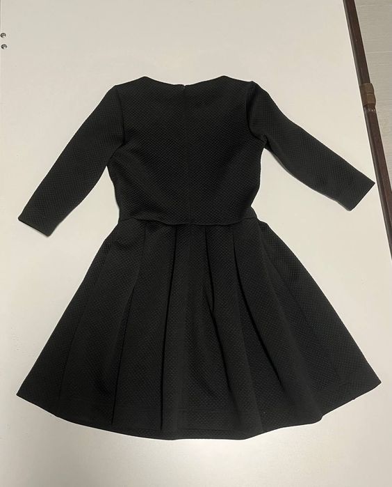 Сукня жіноча вечірня