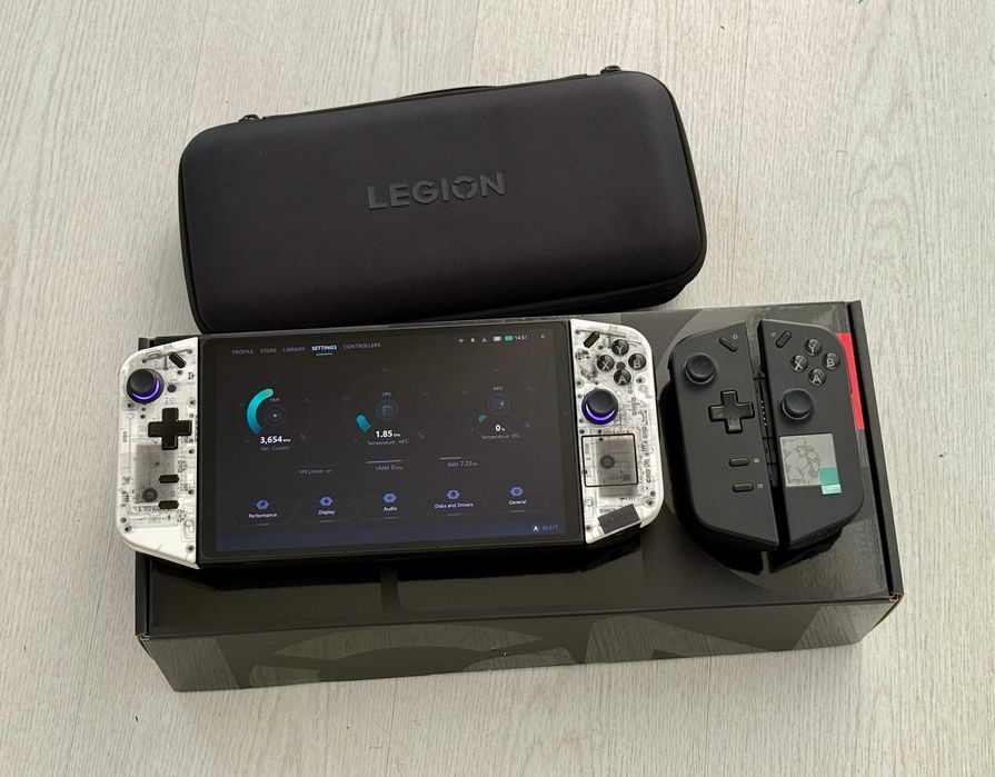 Lenovo Legion Go Extreme com comandos extra - Troco por PS5 Pro