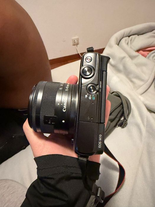 Canon EOS M + Lente EF-M 15-45mm IS STM – bom estado!